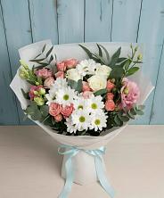 Букет цветов из:  Розы, Лизиантусы и Хризантемы в Развилке