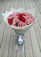Букет цветов из:  Альстромерии в Развилке