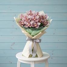 Букет цветов из:  Орхидеи и Розы в Развилке
