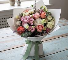 Букет цветов из:  Розы, Лизиантусы и Гвоздики в Развилке