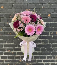 Букет цветов из:  Герберы и Хризантемы #REPLACE_PRED# Развилке