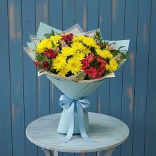 Букет цветов из:  Альстромерии и Хризантемы в Развилке