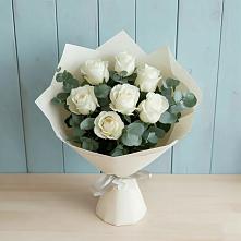 Букет Белые розы в Эвкалипте в Развилке