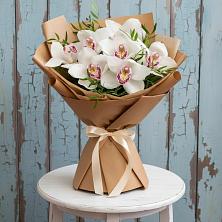 Букет цветов из:  Орхидеи и Розы в Развилке